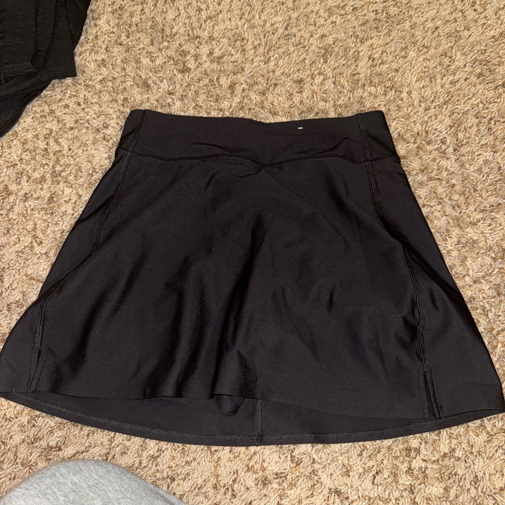 Old Navy Active Black High-Rise Skirt